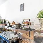 Acora Duesseldorf Living The City - Apartments